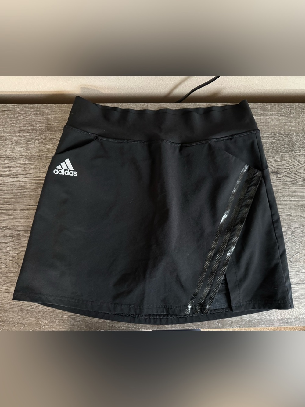 Adidas Women's Athletic Mini Skirt in Black - Like New